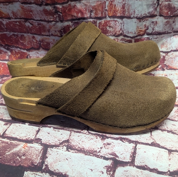 Sanita Suede Wooden Danish Clogs - Picture 6 of 12